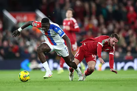 دقيقة بدقيقة.. ليفربول 0-2 كريستال بالاس.. استراحة (فيديو وصور)